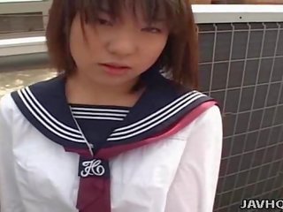 Japoneze vajzë sucks johnson uncensored