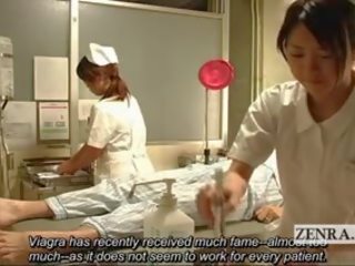 Subtitriem apģērbta sievete kails vīrietis japānieši medmāsas slimnīca handjob spermas izšāviens
