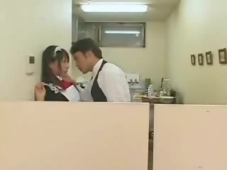 Japoneze chef kuzhinier qij dy maids shfaqje