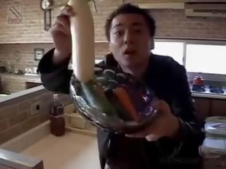 Jepang burungpun fucked with vegetables
