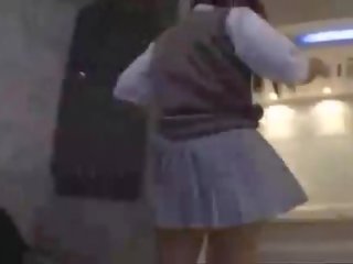 Knapt uskyldig tenåring japansk skole kjæreste vis henne stram truse !